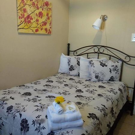 Neptune Hotel นิวยอร์ก ภายนอก รูปภาพ